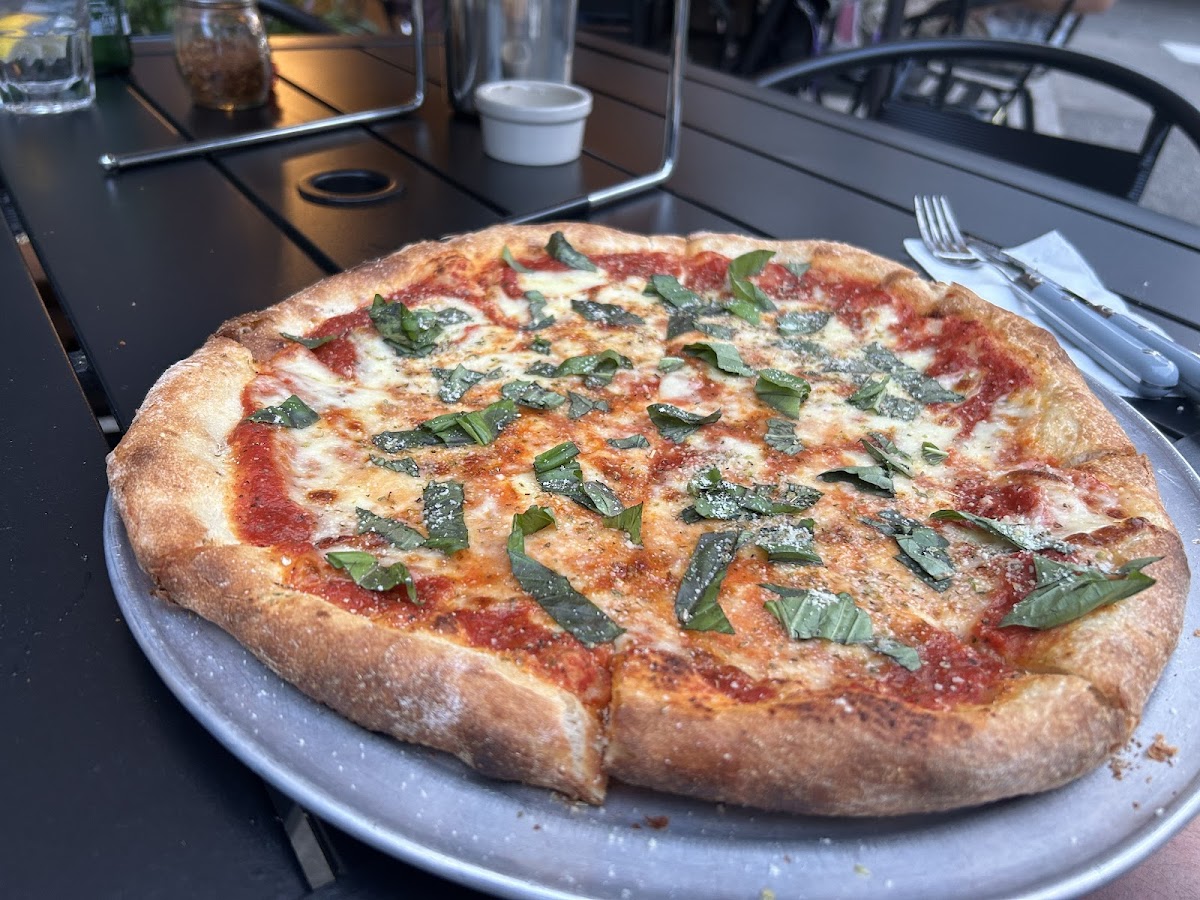 Vincenzo's Pizza Photos 2